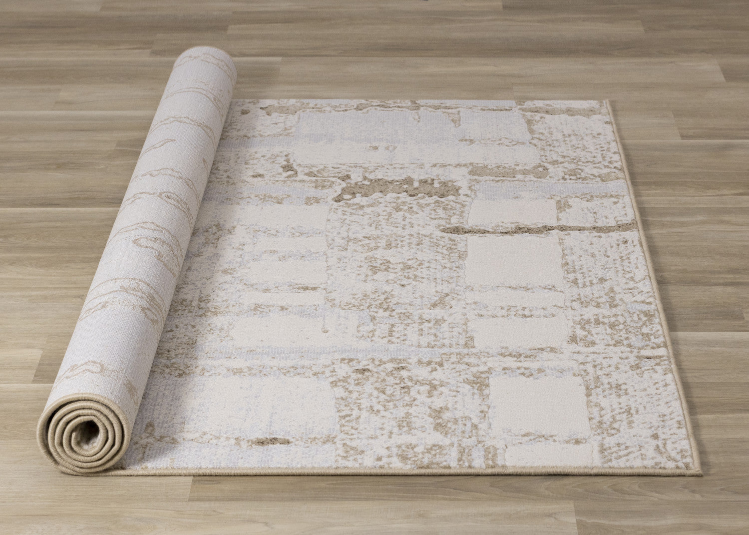 Distressed Cream Rust Rug Isabelle Distressed Cream Area Rug - 5'3