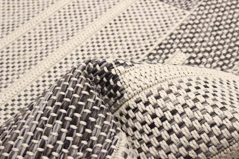 Atlas Ivory Area Rug - 2'8\" x 8'2\"