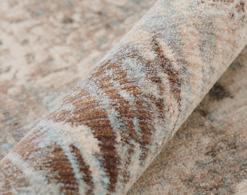 Malia Traditional 2'6\" x 8'0\" Runner Rug in Blue Indoor Area Rug