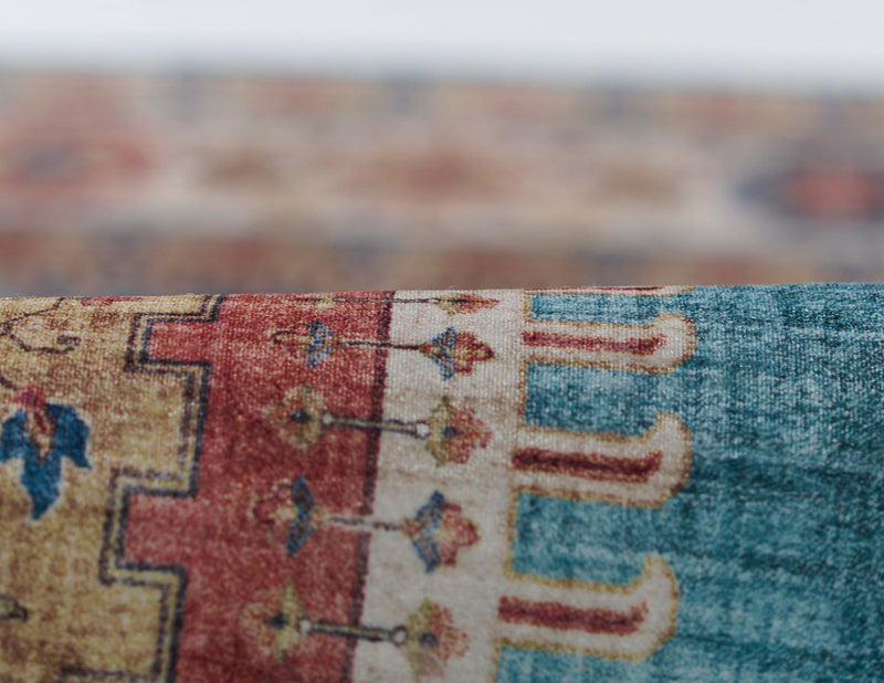 Tracy Traditional 6'0\" x 9'0\" Area Rug in Blue Indoor Area Rug