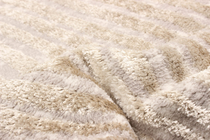 Kamala Grey Area Rug - 5'0\" x 8'0\"