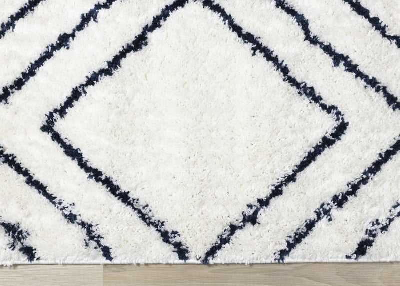 Taylor Diamonds Shag Area Rug - 5'3\" x 7'7\"