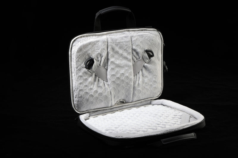 Swissdigital Bolligen 16\" Laptop Sleeve Bag – USB Charging, Water-Repellent, Add-A-Bag System, Padded Protection, Travel
