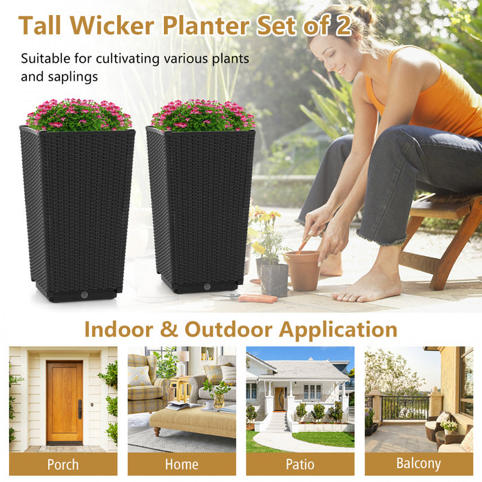 Costway 2pcs Outdoor Wicker Flower Pot 22.5\"tall Planters With Drainage Hole Black