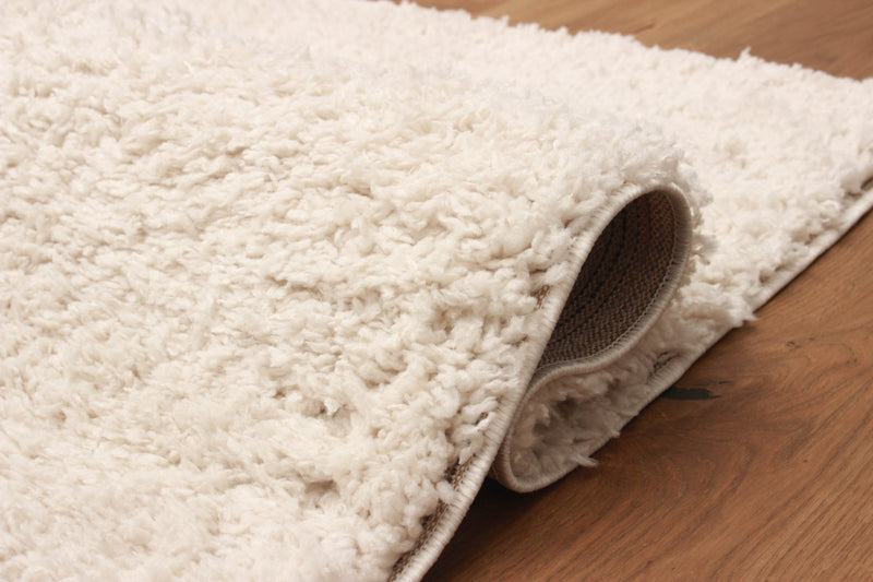 Vera Cream Area Rug  - 5'0\" X 8'0\"   
