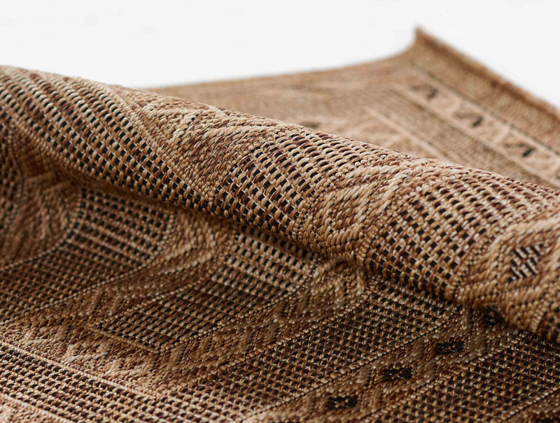 Hazel Transitional 5'3\" x 7'0\" Area Rug in Ivory Indoor Area Rug