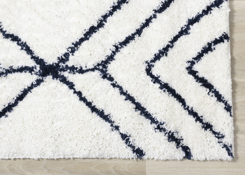 Taylor Diamonds Shag Area Rug - 5'3\" x 7'7\"
