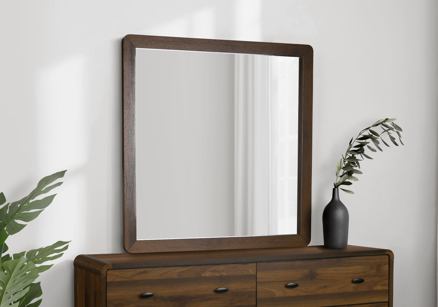 Safety Tips for Hanging a Dresser Mirror