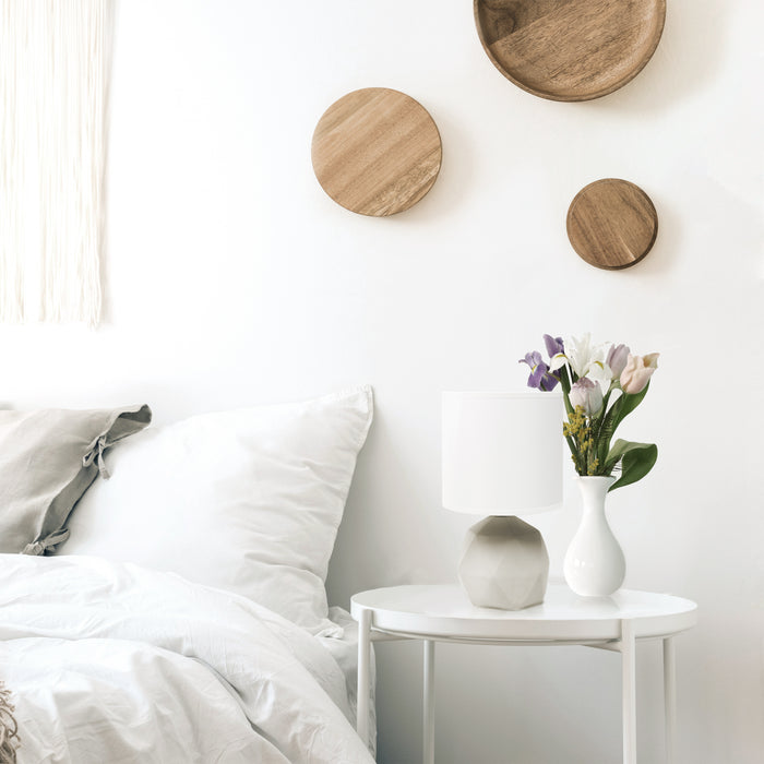 Simple Designs Geometric Concrete Lamp - White