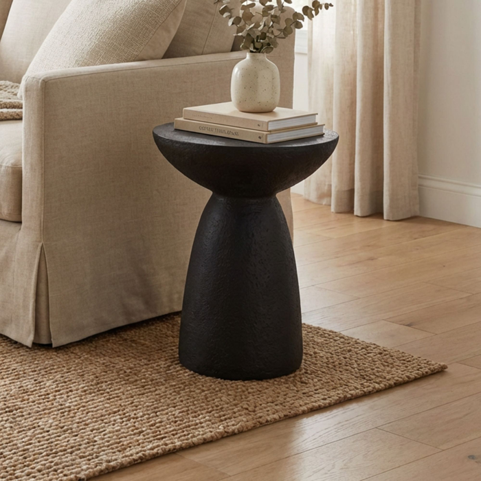 Lake 18.9\" Modern End Table – Matte Black