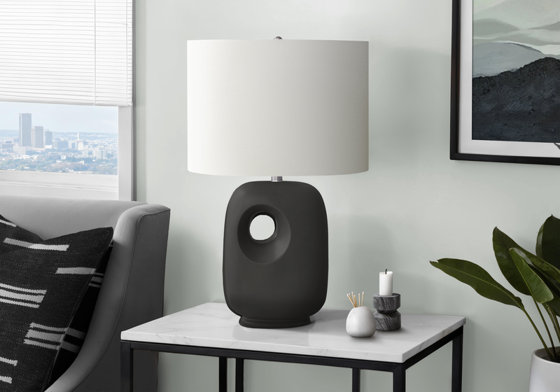 Lilith 16\" Ceramic Table Lamp with Linen Ivory Shade – Black
