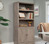 Oryn 35.28” 5-Shelf Bookcase with Storage – Laurel Oak | Bibliothèque Oryn de 35,28 po à 5 tablettes avec rangement - chêne Laurel