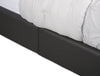 Tulsa Upholstered Platform Bed in Grey Vegan-Leather Fabric, Button Tufted - King Size  | Lit plateforme rembourré Tulsa en tissu de cuir végétalien gris avec capitonnage à boutons - format très grand lit