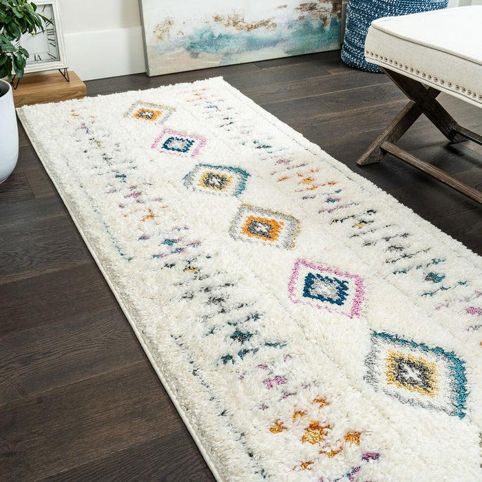 Lola Diamond Motif Shag Area Rug - 2'7\" x 8'
