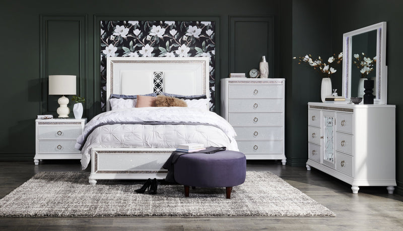 Ava Bedroom 7-Drawer Dresser with LED Light, 67\"W x 39\"H, Glam - White