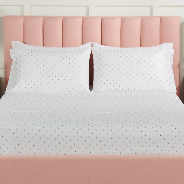 Kort & Co. Flower 4-Piece King Sheet Set - Blue and White