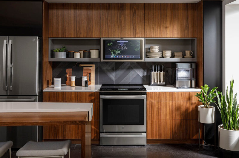 Profile 5.3 Cu. Ft. Smart Induction Range with In Oven Camera - Stainless Steel Fingerprint Resistant - PHS93XYPFS