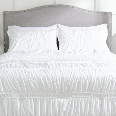 Rhodes 3-Piece Full/Queen Comforter Set - White | Ensemble d’édredon Rhodes 3 pièces pour lit double ou grand lit - blanc