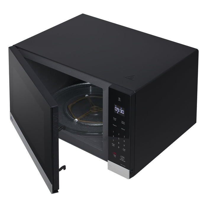LG 2 Cu. Ft. NeoChef™ Countertop Microwave with Smart Inverter and Sensor Cooking - MSER2090S