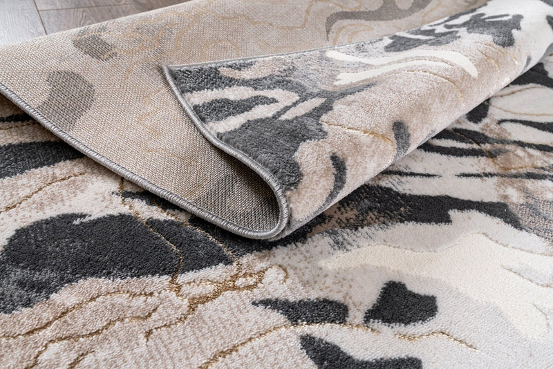 Brielle 5'3\" x 7'6\" Area Rug – Multicolour 