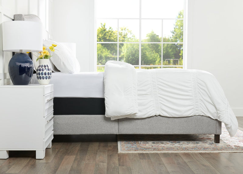 Rhodes 3-Piece Full/Queen Comforter Set - White