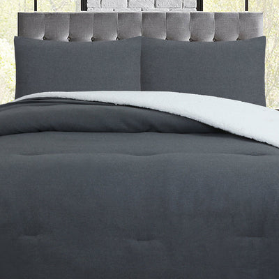Alpine Lodge 3-Piece Queen Comforter Set – Grey | Ensemble d’édredon Alpine Lodge 3 pièces pour grand lit - gris