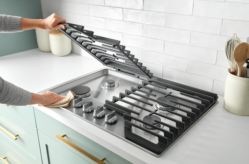 Whirlpool 30\" Gas Cooktop with 2-in-1 Hinged Grate to Griddle - WCGK7530PS
