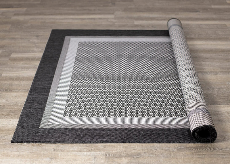 Milo 5'3\" x 7'7\" Flatweave Monochromatic Outdoor Rug – Grey 