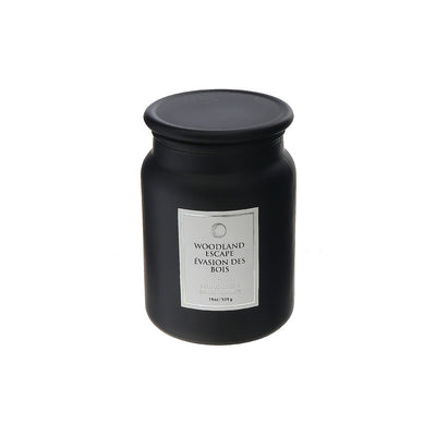 19 Oz Luxe Scented Candle with Glass Lid Woodland Escape - Set of 2|Bougie parfumée de luxe de 19 oz à arôme d’évasion des bois avec couvercle en verre - ensemble de 2
