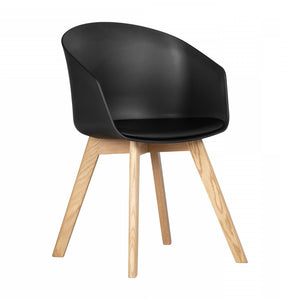 Flam Chair With Wooden Legs - Matte Black
