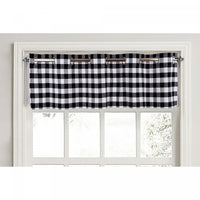 Window Topper 17
