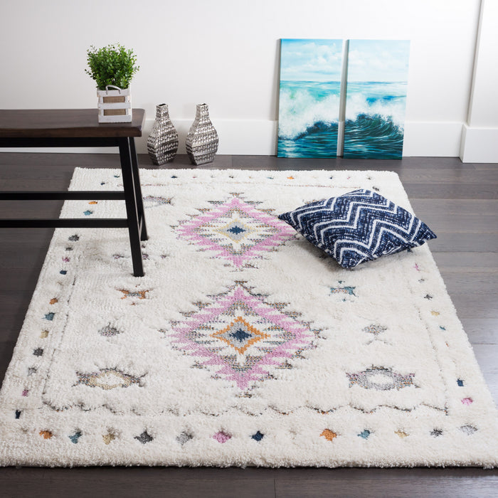 Lola Diamond 3x5 Area Rug