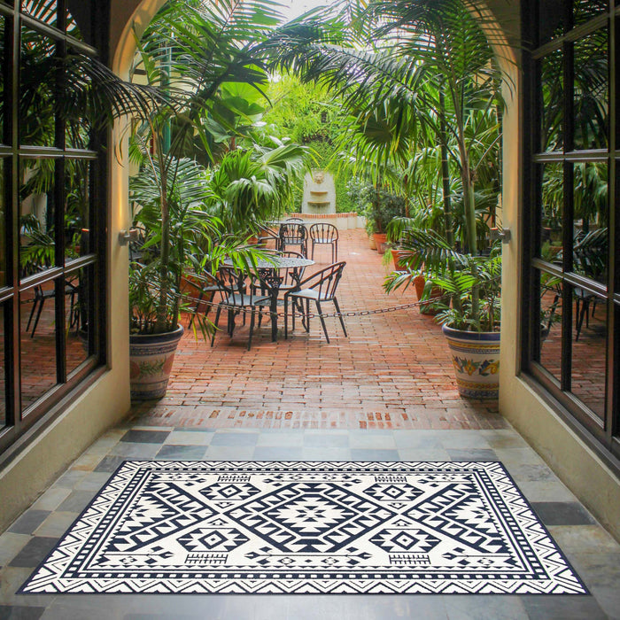 Gaia Blue 4'7\" x 6'7\" Area Rug
