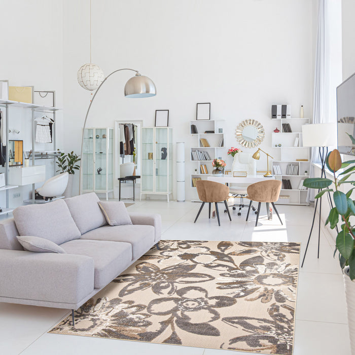 Angie Ivory Area Rug - 3'11\" X 5'7\" 