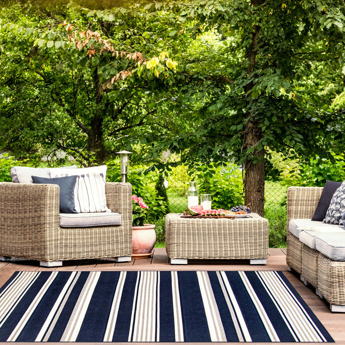 Talya Navy 5'3\" x 7'7\" Area Rug