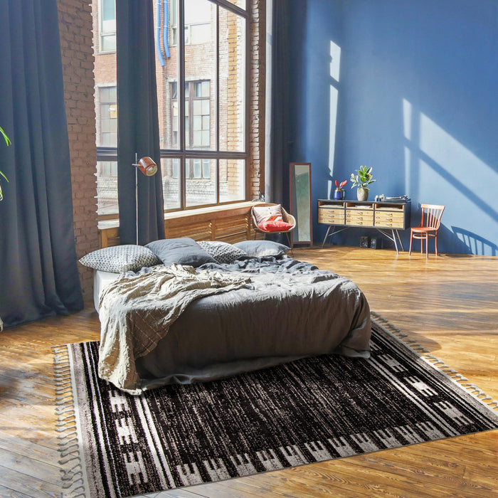 Vera Harmony Black Area Rug - 7'10\" x 10'5\"