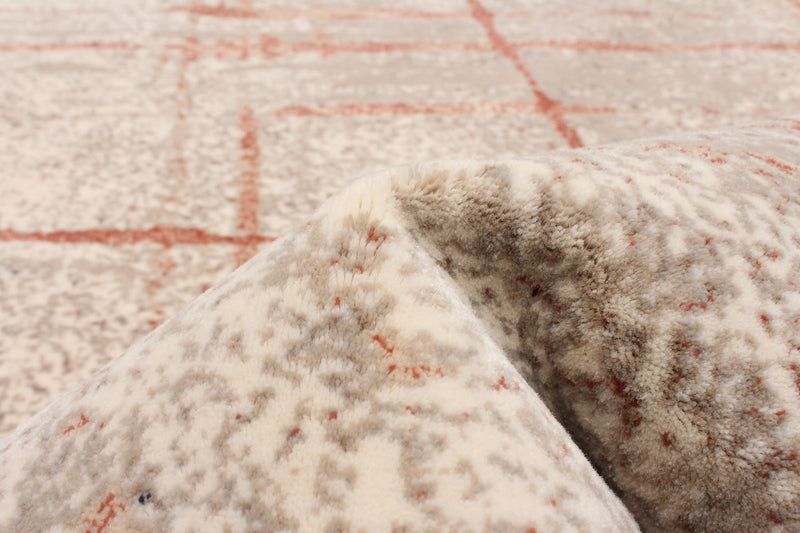 Mia Coral 3'10\" x 6'0\" Area Rug