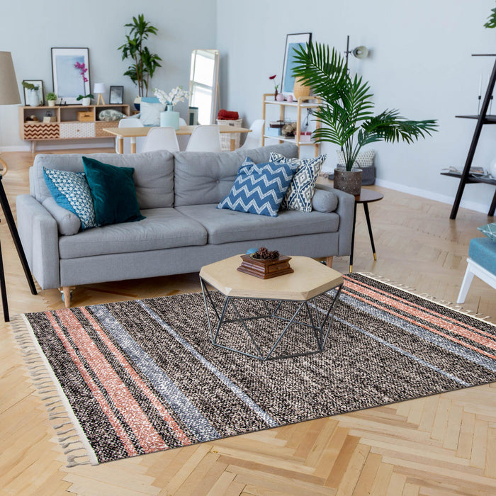 Vera Earth Taupe/Ivory Area Rug - 5'2\" x 7'5\"