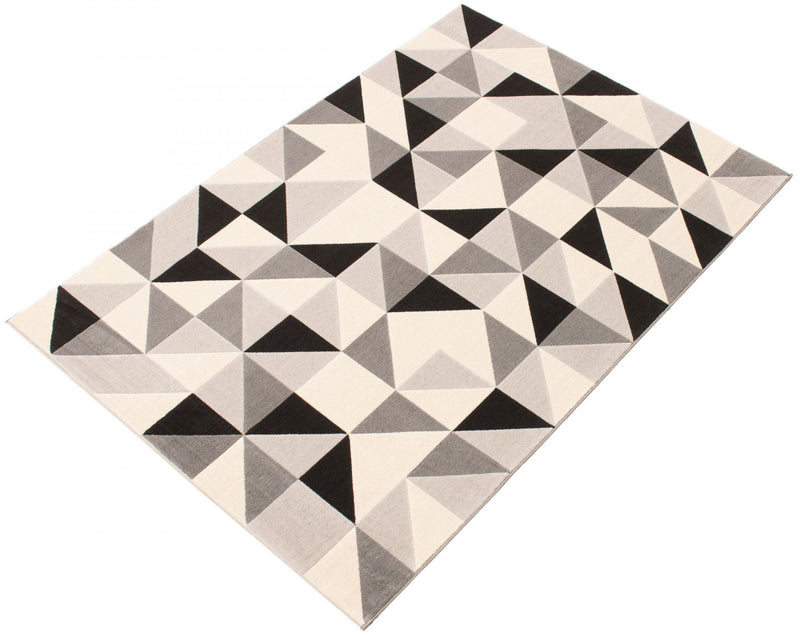 Nuria Black 5'3\" x 7'7\" Area Rug