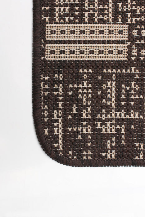 Joni Chocolate Area Rug - 2'2\" X 3'11\" 