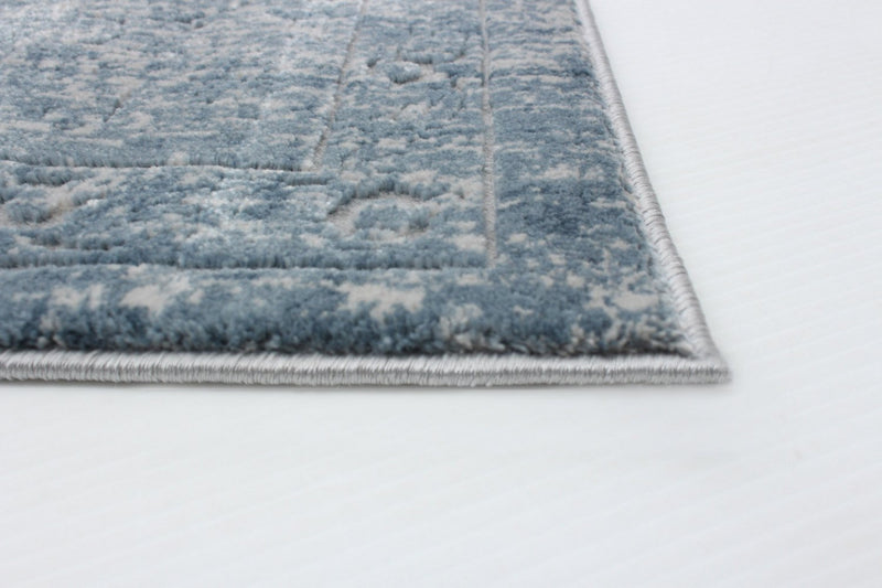 Dayna Blue Area Rug - 3'11\" X 5'11\" 