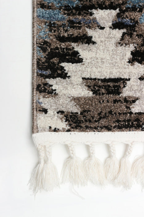 Vera Sun Multi-Colour Area Rug - 2'7\" x 8'4\"