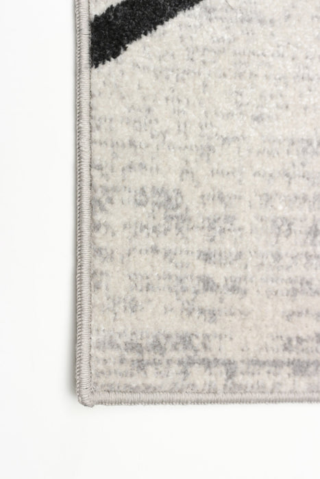 Damali Ivory/Black Machine Washable Area Rug - 8'0\" x 10'0\"