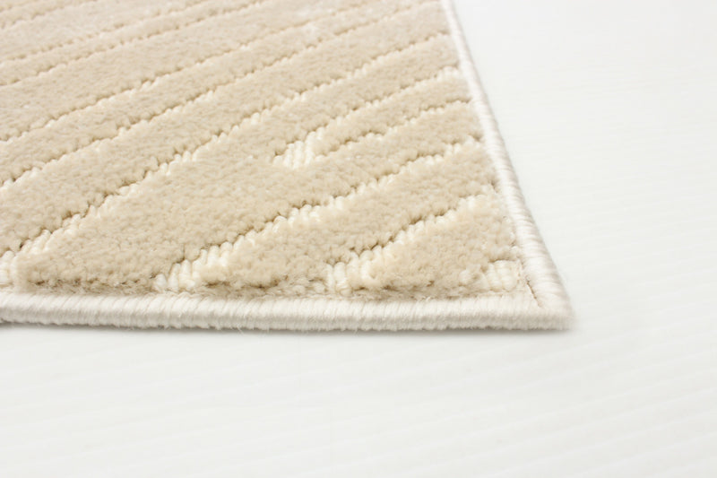 Lane Ivory 2'8\" x 4'11\" Area Rug