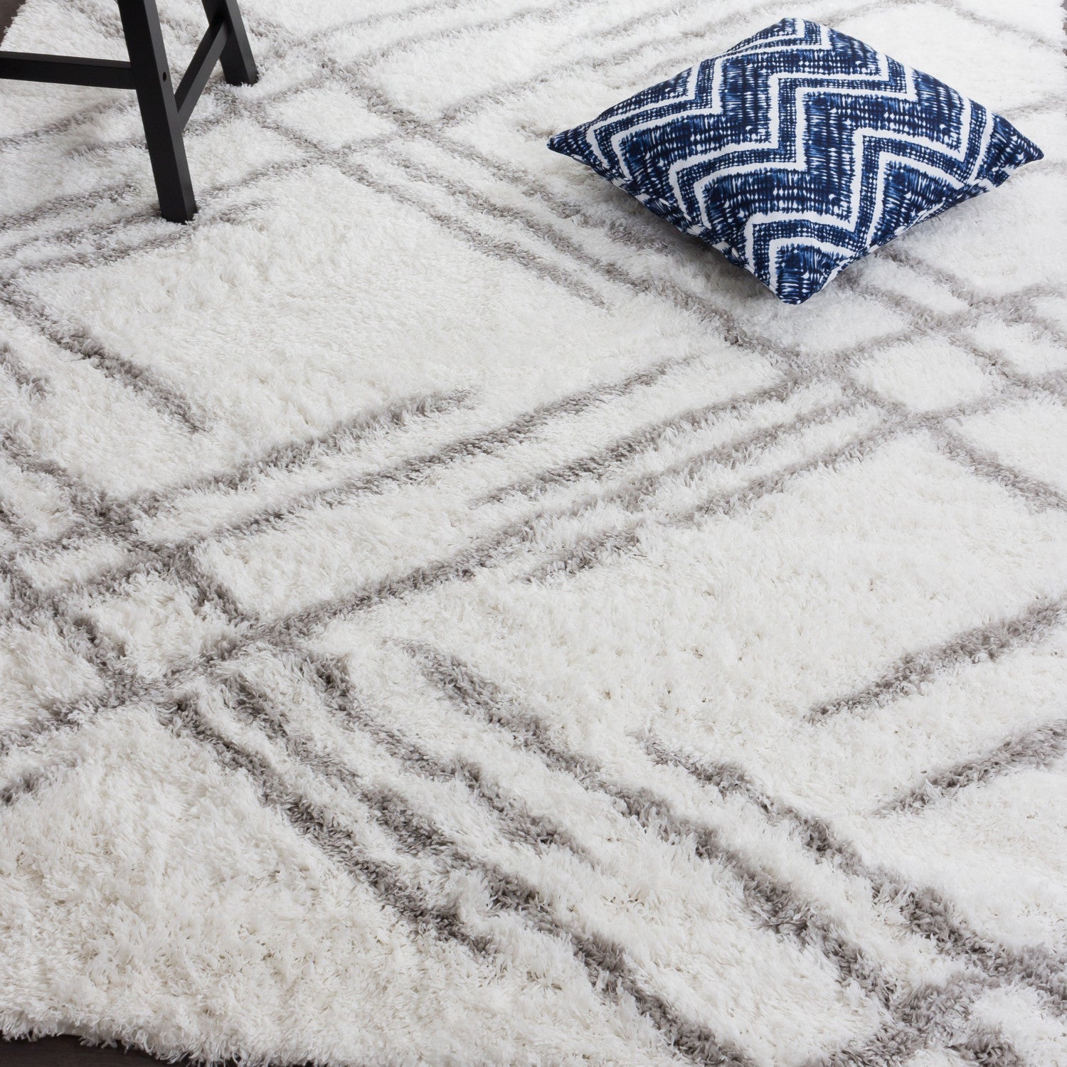 White Rug Line Ker White Lines 3x5 Area Rug - The Brick