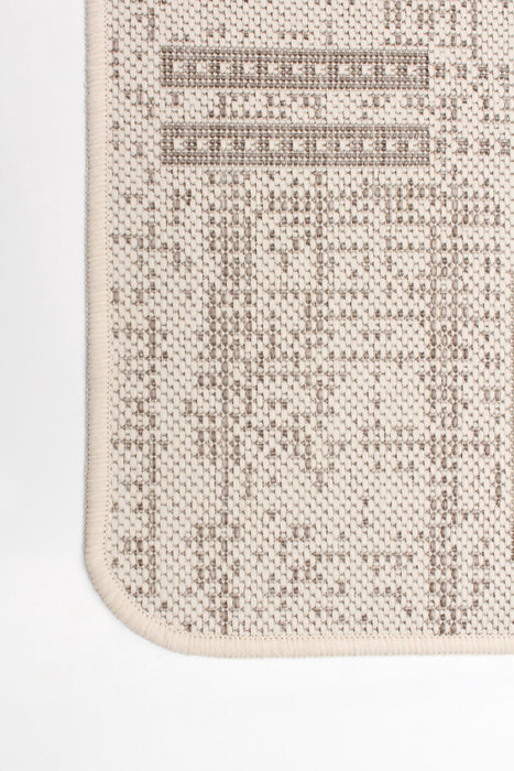 Joni Ivory Area Rug - 3'3\" X 4'7\" 