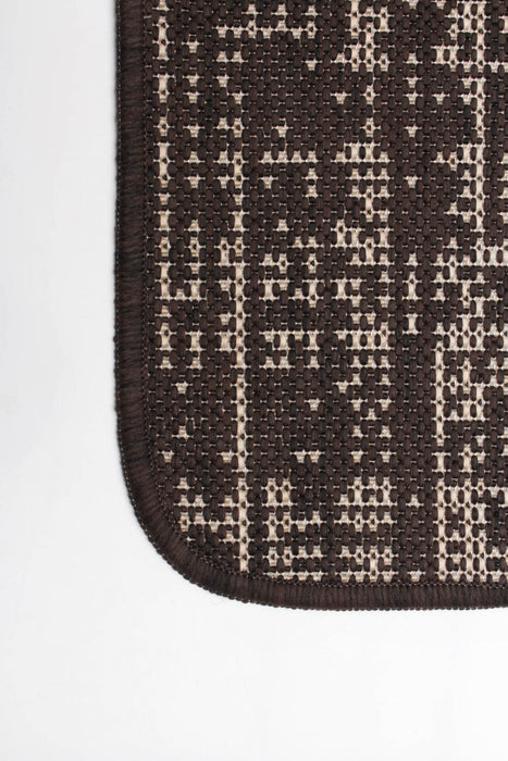 Joni Chocolate Area Rug - 4'4\" X 6'5\" 