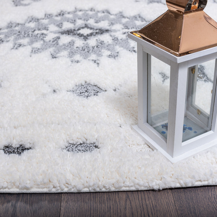 Lola Diamond Grey 7x10 Area Rug