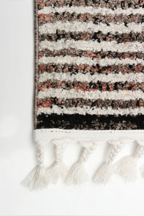 Vera Losange Ivory Area Rug - 7'10\" x 10'5\"