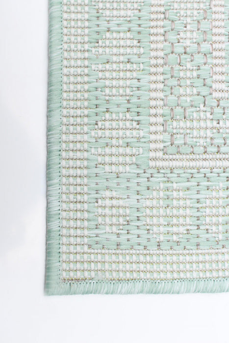 Neisha Traditional Mint Rug 5'3\" X 7'3\" Area Rug